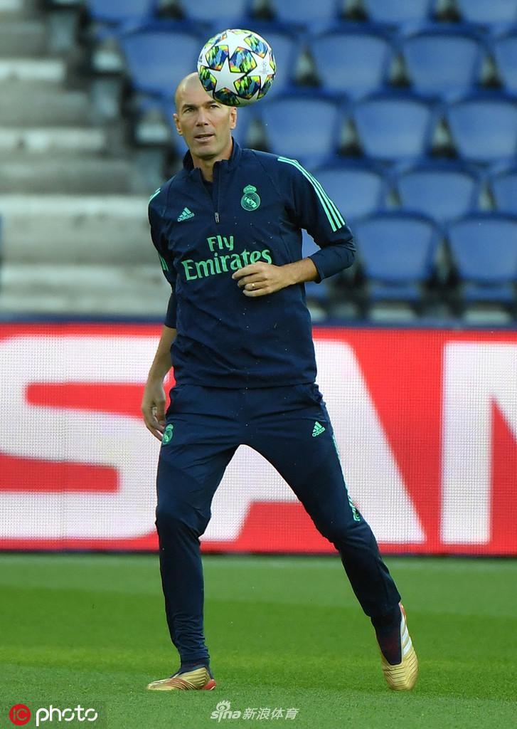 LOL直播-皇家马德里04阵容